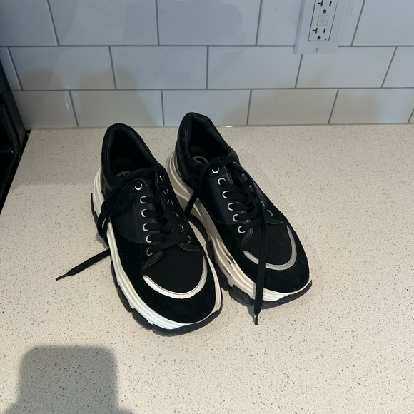 Wishbone platforms - Picture 3 of 4